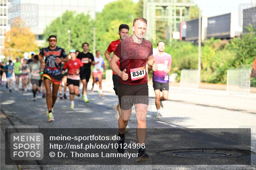 06.09.2026 - CURREX Alsterlauf Dr. Thomas Lammeyer http://msf.ph/oto/10124996 06.09.2026 09:42:35 Laufen 8341 meine-sportfotos.de