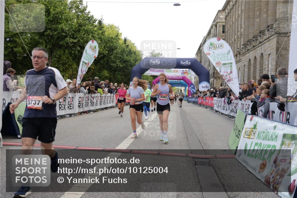 06.09.2026 - CURREX Alsterlauf Yannick Fuchs http://msf.ph/oto/10125004 06.09.2026 10:03:42 Ziel 2386, 2429, 2448, 2501, 2629, 2630, 2869, 3756, 4591, 4606, 5087, 5737, 6292, 6344, 8203, 8219, 8263, 8315, 8323 meine-sportfotos.de