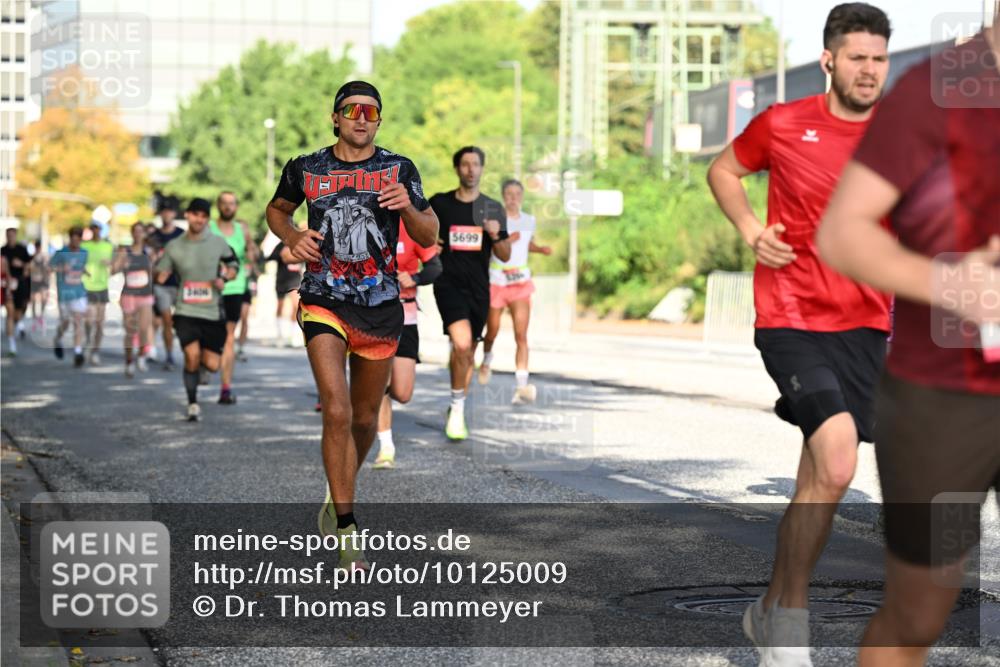 06.09.2026 - CURREX Alsterlauf Dr. Thomas Lammeyer http://msf.ph/oto/10125009 06.09.2026 09:42:36 Laufen 2406, 5699 meine-sportfotos.de