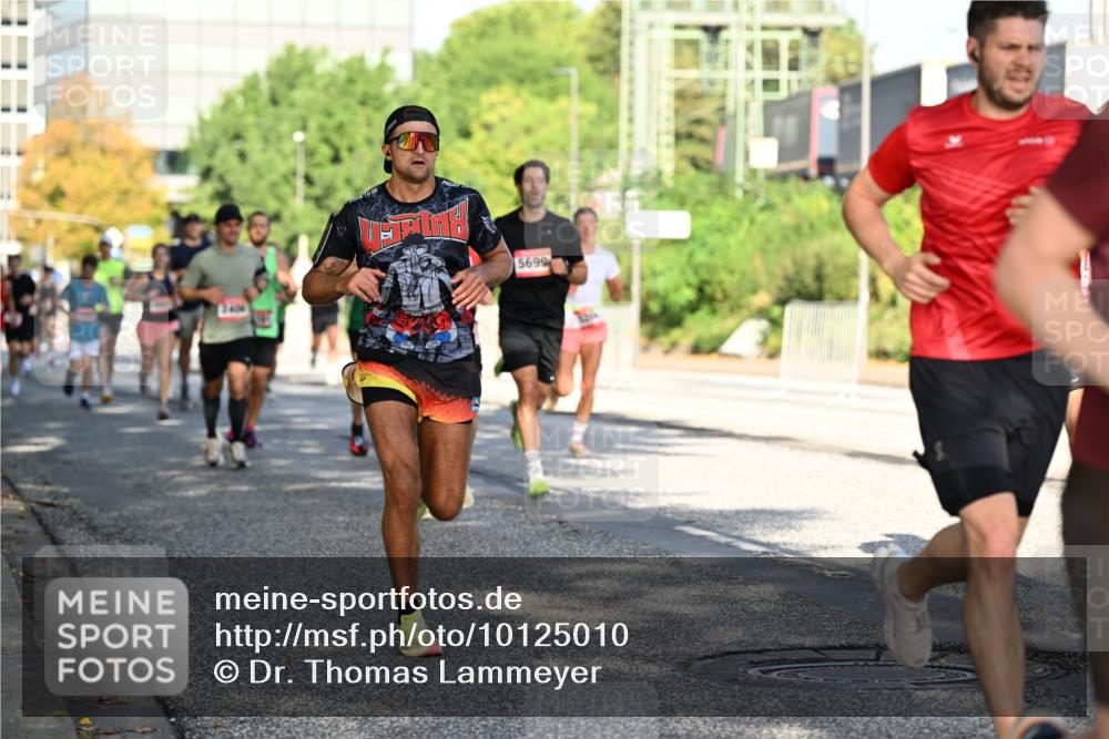 06.09.2026 - CURREX Alsterlauf Dr. Thomas Lammeyer http://msf.ph/oto/10125010 06.09.2026 09:42:37 Laufen 5699 meine-sportfotos.de