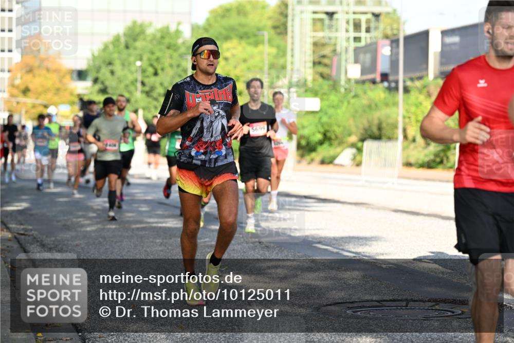 06.09.2026 - CURREX Alsterlauf Dr. Thomas Lammeyer http://msf.ph/oto/10125011 06.09.2026 09:42:37 Laufen 5699 meine-sportfotos.de