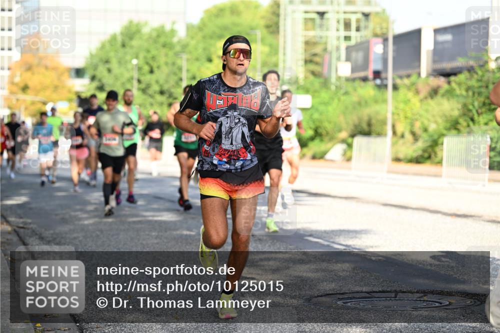06.09.2026 - CURREX Alsterlauf Dr. Thomas Lammeyer http://msf.ph/oto/10125015 06.09.2026 09:42:37 Laufen  meine-sportfotos.de