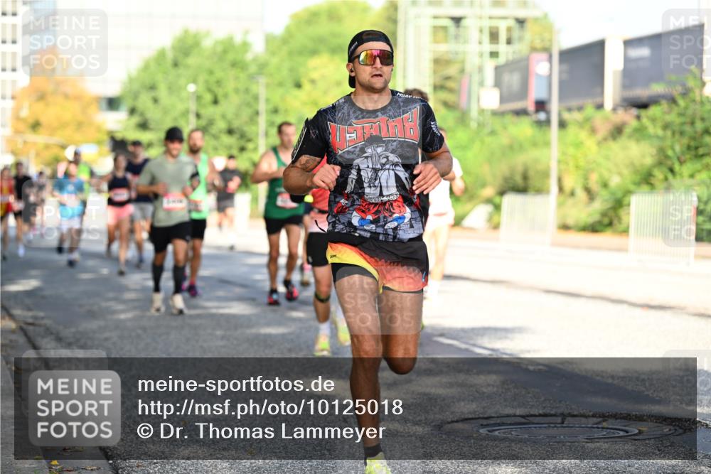 06.09.2026 - CURREX Alsterlauf Dr. Thomas Lammeyer http://msf.ph/oto/10125018 06.09.2026 09:42:37 Laufen  meine-sportfotos.de