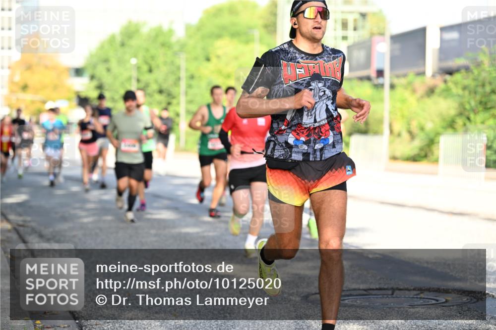 06.09.2026 - CURREX Alsterlauf Dr. Thomas Lammeyer http://msf.ph/oto/10125020 06.09.2026 09:42:38 Laufen 11 meine-sportfotos.de