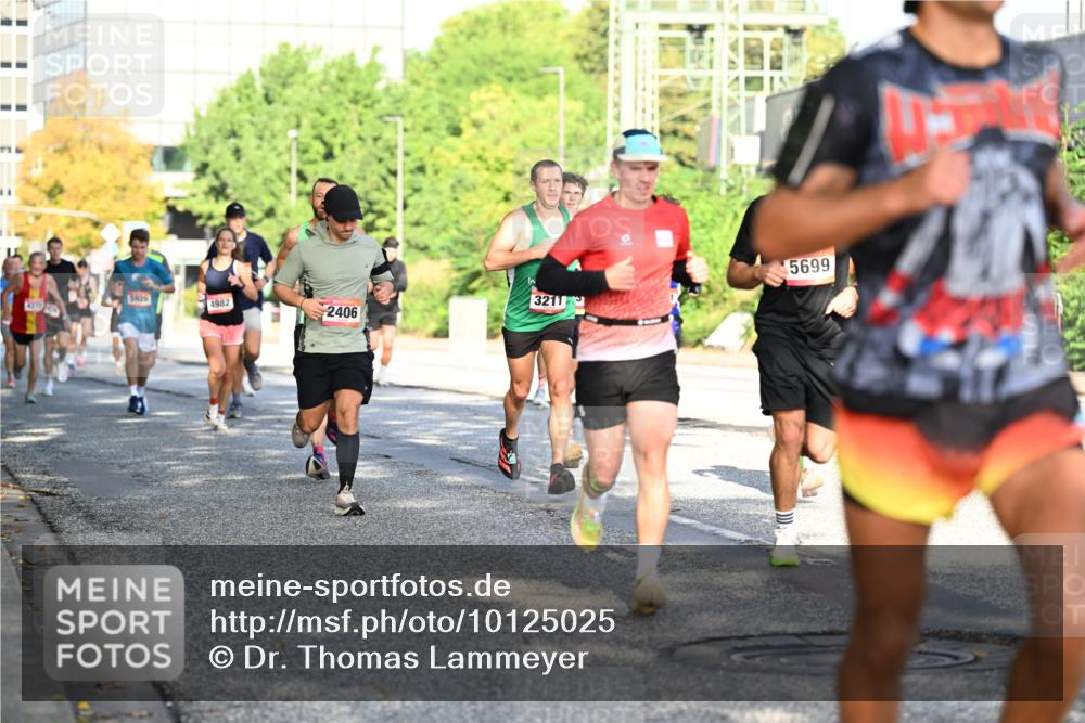 06.09.2026 - CURREX Alsterlauf Dr. Thomas Lammeyer http://msf.ph/oto/10125025 06.09.2026 09:42:38 Laufen 5699, 5426, 4982, 3211, 2406 meine-sportfotos.de