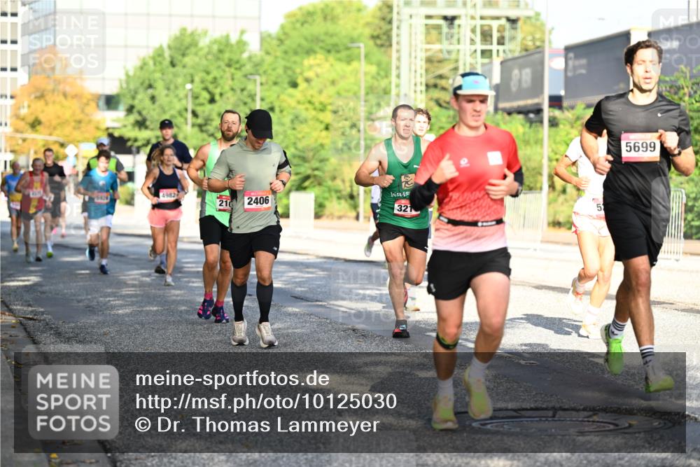 06.09.2026 - CURREX Alsterlauf Dr. Thomas Lammeyer http://msf.ph/oto/10125030 06.09.2026 09:42:39 Laufen 4982, 210, 2406, 321, 51, 5699 meine-sportfotos.de