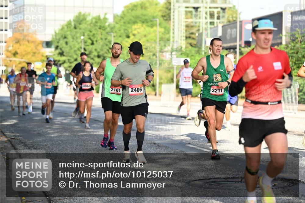 06.09.2026 - CURREX Alsterlauf Dr. Thomas Lammeyer http://msf.ph/oto/10125037 06.09.2026 09:42:39 Laufen 4982, 2101, 2406, 3117, 3211 meine-sportfotos.de