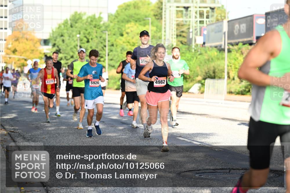 06.09.2026 - CURREX Alsterlauf Dr. Thomas Lammeyer http://msf.ph/oto/10125066 06.09.2026 09:42:42 Laufen 4372, 5926, 314, 4982, 5805, 8151 meine-sportfotos.de