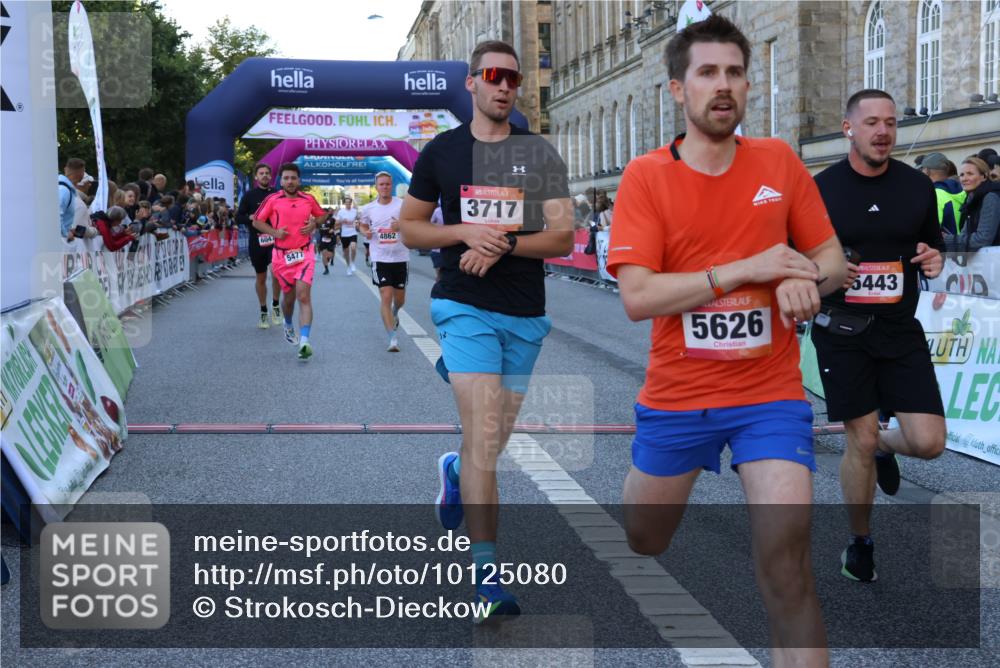 06.09.2026 - CURREX Alsterlauf Strokosch-Dieckow http://msf.ph/oto/10125080 06.09.2026 09:44:25 Ziel 2186, 3331, 3355, 3564, 3717, 4187, 4669, 4838, 4862, 4928, 5443, 5477, 5626, 5710, 5722, 5974, 6047, 6484, 6485, 6486, 8302 meine-sportfotos.de