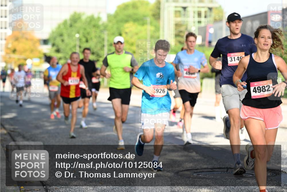 06.09.2026 - CURREX Alsterlauf Dr. Thomas Lammeyer http://msf.ph/oto/10125084 06.09.2026 09:42:44 Laufen 926, 3149, 4982 meine-sportfotos.de