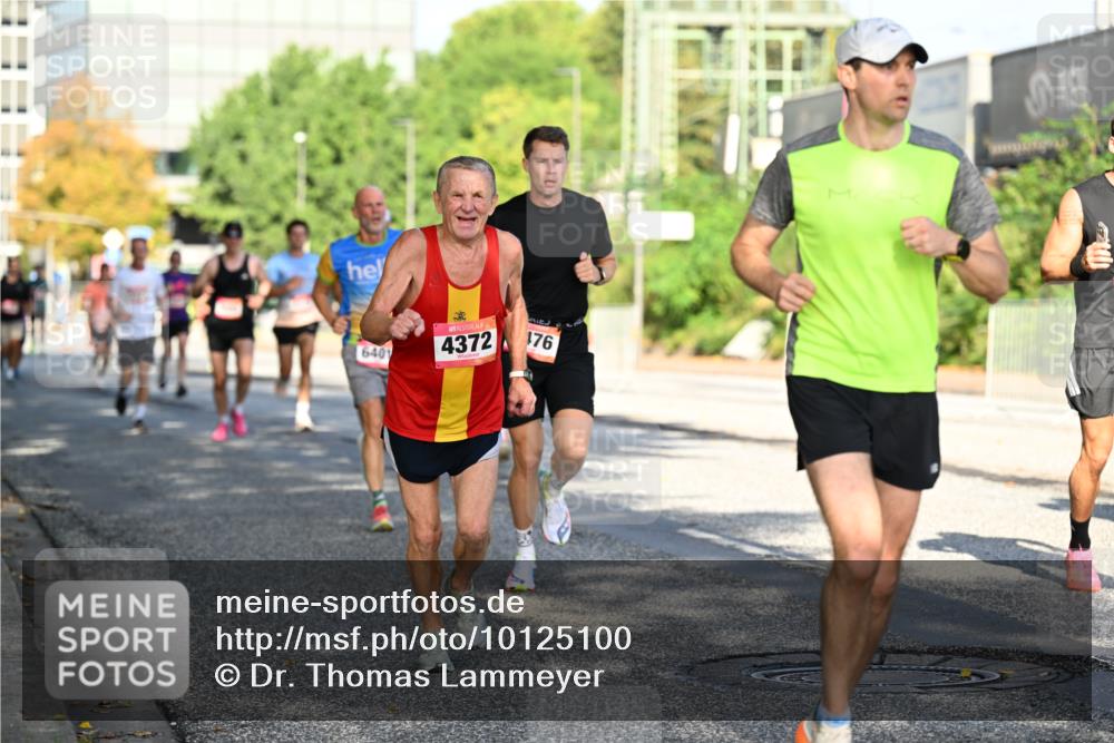 06.09.2026 - CURREX Alsterlauf Dr. Thomas Lammeyer http://msf.ph/oto/10125100 06.09.2026 09:42:45 Laufen 6401, 4372, 176 meine-sportfotos.de