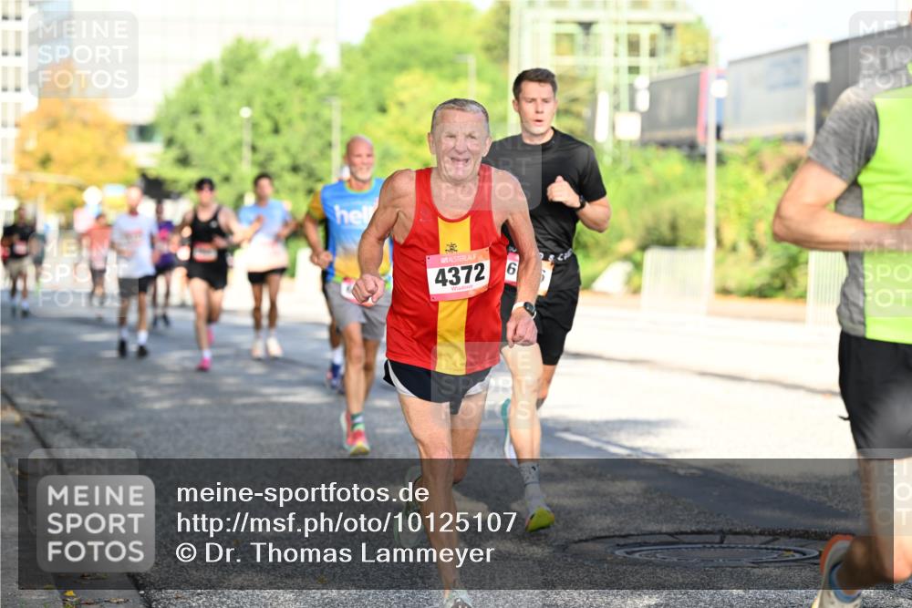 06.09.2026 - CURREX Alsterlauf Dr. Thomas Lammeyer http://msf.ph/oto/10125107 06.09.2026 09:42:46 Laufen 4372, 6 meine-sportfotos.de