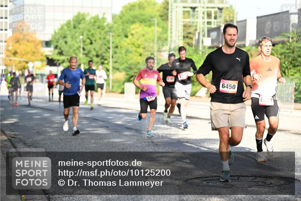 06.09.2026 - CURREX Alsterlauf Dr. Thomas Lammeyer http://msf.ph/oto/10125200 06.09.2026 09:42:56 Laufen 644, 8163, 4341, 6450, 6072 meine-sportfotos.de