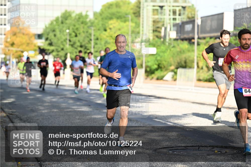 06.09.2026 - CURREX Alsterlauf Dr. Thomas Lammeyer http://msf.ph/oto/10125224 06.09.2026 09:42:58 Laufen 8, 64 meine-sportfotos.de