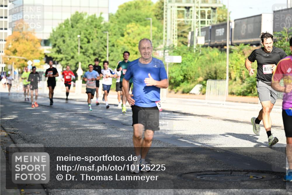 06.09.2026 - CURREX Alsterlauf Dr. Thomas Lammeyer http://msf.ph/oto/10125225 06.09.2026 09:42:58 Laufen 8193 meine-sportfotos.de