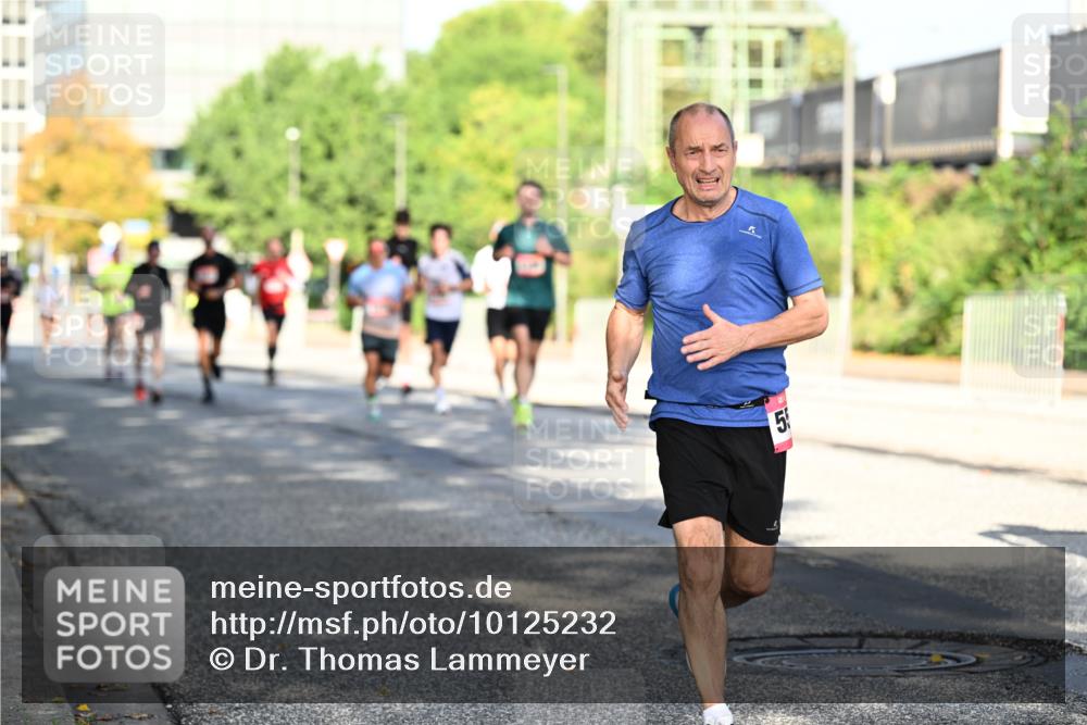 06.09.2026 - CURREX Alsterlauf Dr. Thomas Lammeyer http://msf.ph/oto/10125232 06.09.2026 09:42:59 Laufen 5 meine-sportfotos.de