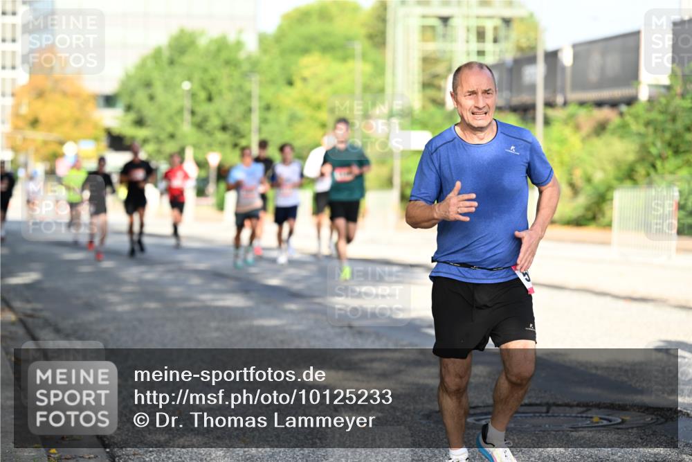 06.09.2026 - CURREX Alsterlauf Dr. Thomas Lammeyer http://msf.ph/oto/10125233 06.09.2026 09:42:59 Laufen  meine-sportfotos.de
