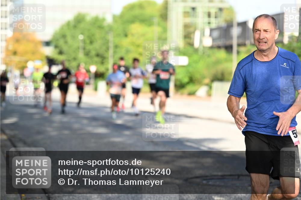06.09.2026 - CURREX Alsterlauf Dr. Thomas Lammeyer http://msf.ph/oto/10125240 06.09.2026 09:43:00 Laufen 5 meine-sportfotos.de
