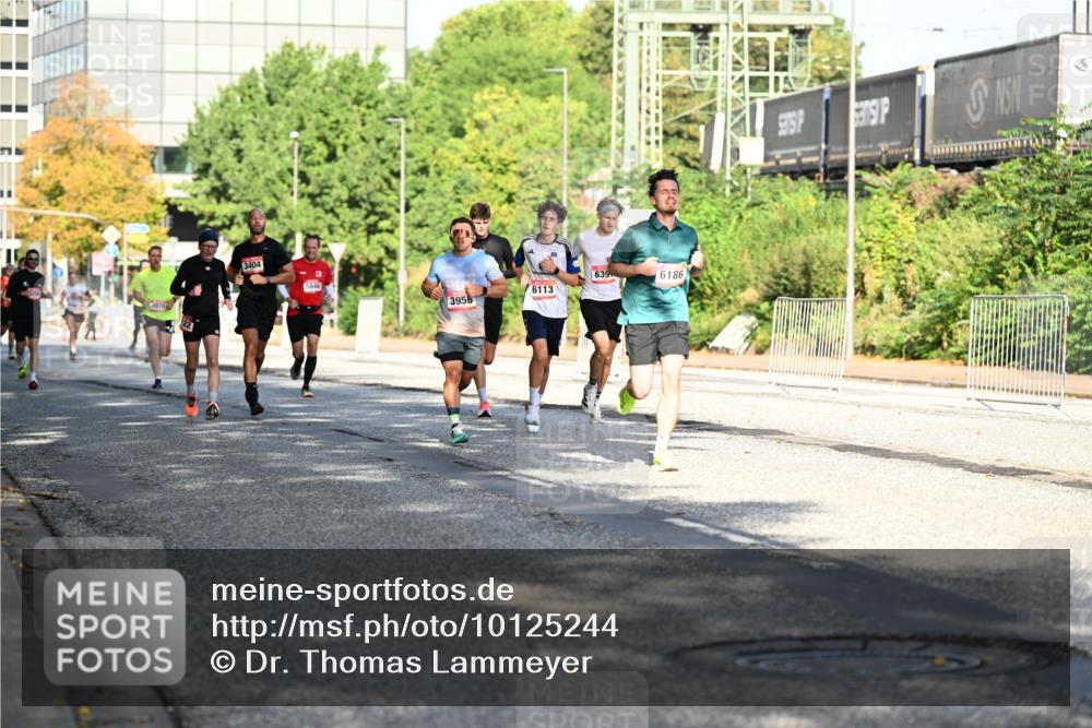 06.09.2026 - CURREX Alsterlauf Dr. Thomas Lammeyer http://msf.ph/oto/10125244 06.09.2026 09:43:00 Laufen 4970, 3404, 639, 6186, 5846, 6113, 3956 meine-sportfotos.de
