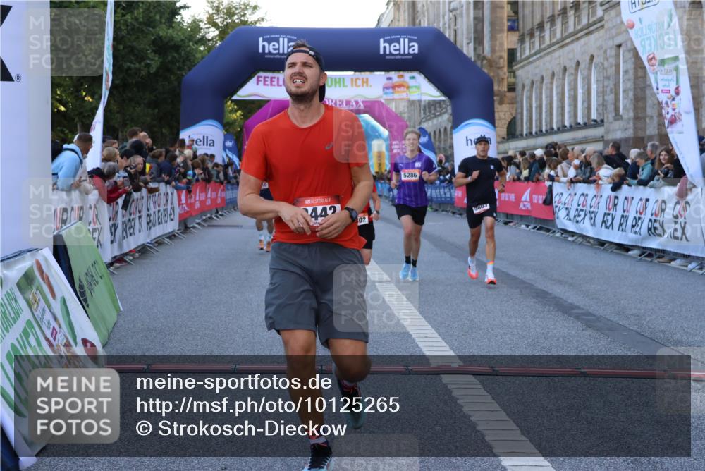 06.09.2026 - CURREX Alsterlauf Strokosch-Dieckow http://msf.ph/oto/10125265 06.09.2026 09:44:48 Ziel 2442, 2452, 2610, 3226, 3445, 3671, 3802, 3803, 4039, 5286, 6201, 8264 meine-sportfotos.de