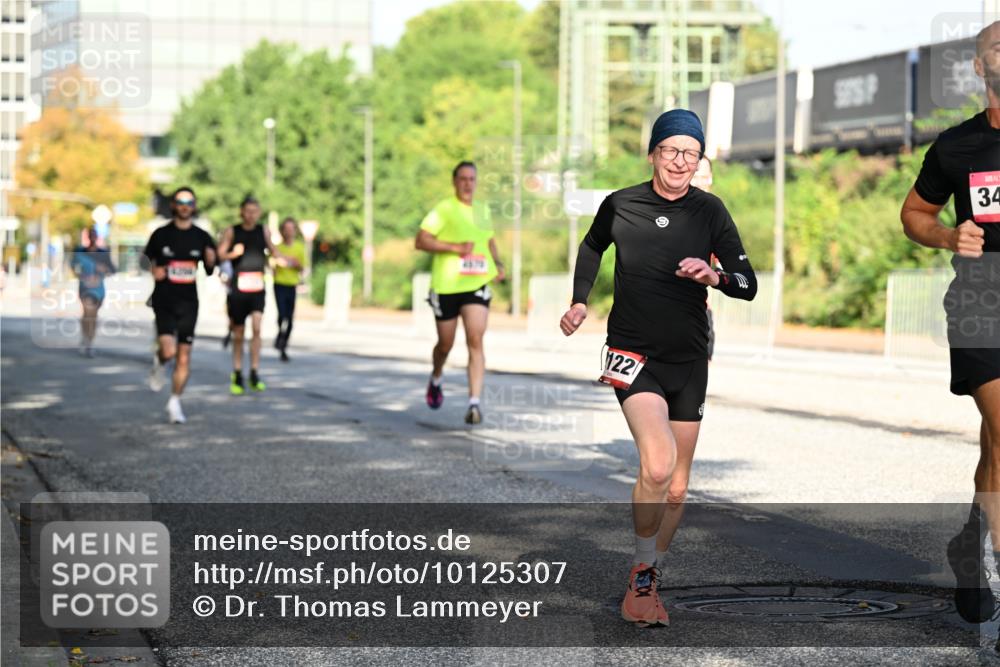 06.09.2026 - CURREX Alsterlauf Dr. Thomas Lammeyer http://msf.ph/oto/10125307 06.09.2026 09:43:06 Laufen 122, 34 meine-sportfotos.de