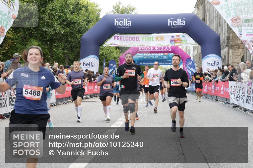 06.09.2026 - CURREX Alsterlauf Yannick Fuchs http://msf.ph/oto/10125340 06.09.2026 10:03:55 Ziel 2042, 2989, 3059, 3094, 3378, 3405, 3651, 3766, 4004, 4132, 4968, 4972, 4979, 5284, 5468, 5911, 6247, 8044, 8079 meine-sportfotos.de