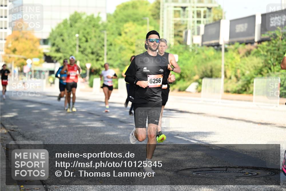 06.09.2026 - CURREX Alsterlauf Dr. Thomas Lammeyer http://msf.ph/oto/10125345 06.09.2026 09:43:10 Laufen 6256 meine-sportfotos.de
