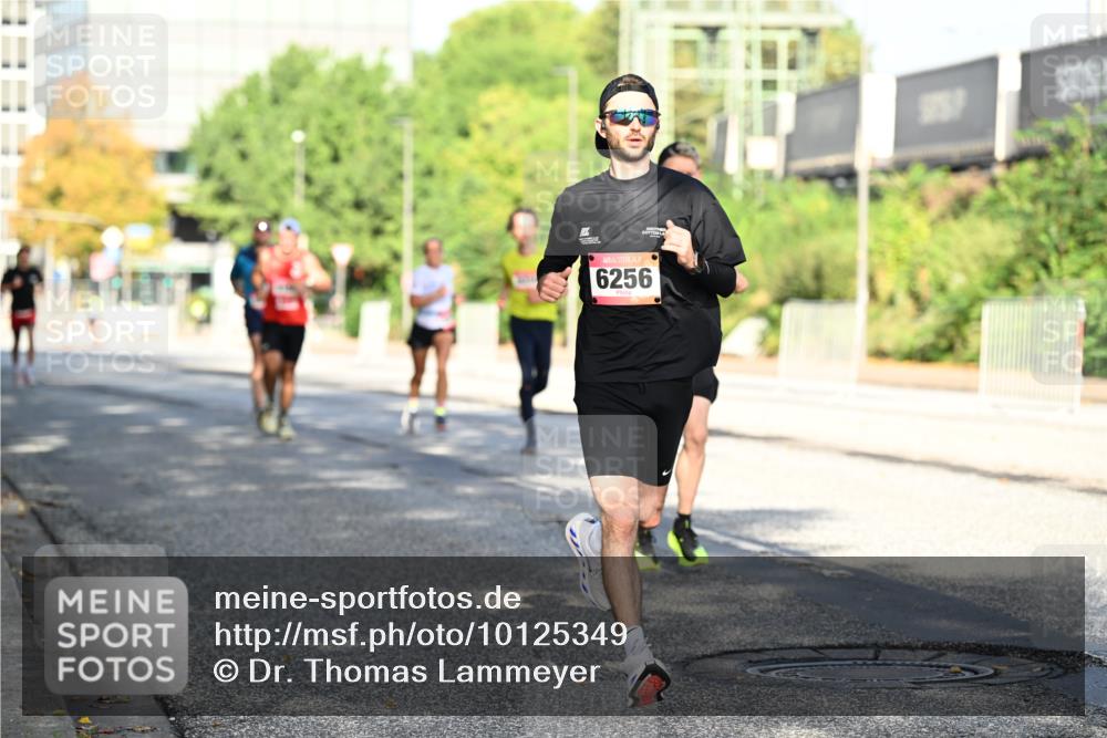 06.09.2026 - CURREX Alsterlauf Dr. Thomas Lammeyer http://msf.ph/oto/10125349 06.09.2026 09:43:10 Laufen 6256 meine-sportfotos.de