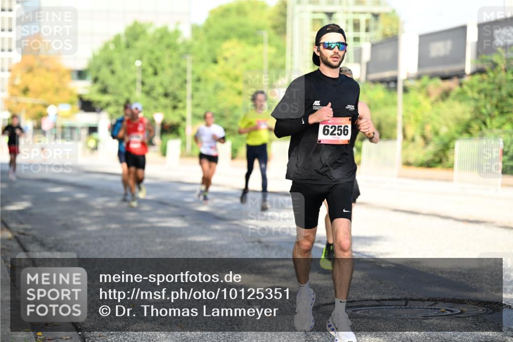 06.09.2026 - CURREX Alsterlauf Dr. Thomas Lammeyer http://msf.ph/oto/10125351 06.09.2026 09:43:11 Laufen 6256 meine-sportfotos.de