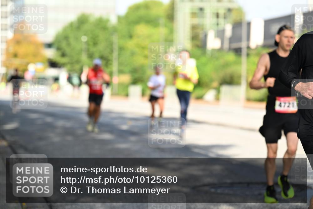 06.09.2026 - CURREX Alsterlauf Dr. Thomas Lammeyer http://msf.ph/oto/10125360 06.09.2026 09:43:12 Laufen  meine-sportfotos.de
