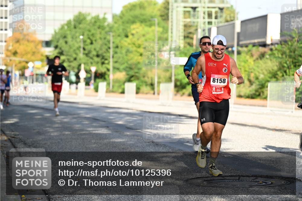 06.09.2026 - CURREX Alsterlauf Dr. Thomas Lammeyer http://msf.ph/oto/10125396 06.09.2026 09:43:15 Laufen 8158 meine-sportfotos.de