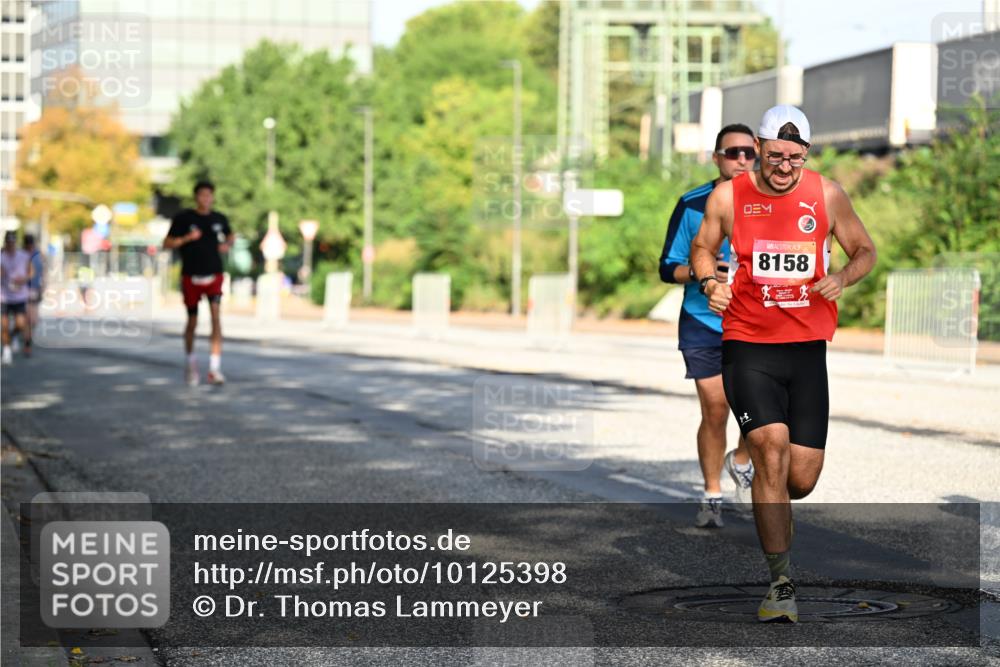 06.09.2026 - CURREX Alsterlauf Dr. Thomas Lammeyer http://msf.ph/oto/10125398 06.09.2026 09:43:15 Laufen 8158 meine-sportfotos.de