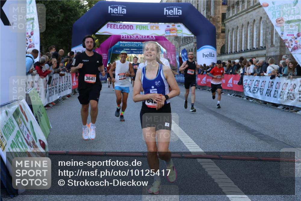 06.09.2026 - CURREX Alsterlauf Strokosch-Dieckow http://msf.ph/oto/10125417 06.09.2026 09:45:03 Ziel 2289, 2786, 3641, 3767, 3771, 3974, 4011, 4255, 5272, 5837, 6243, 6420 meine-sportfotos.de