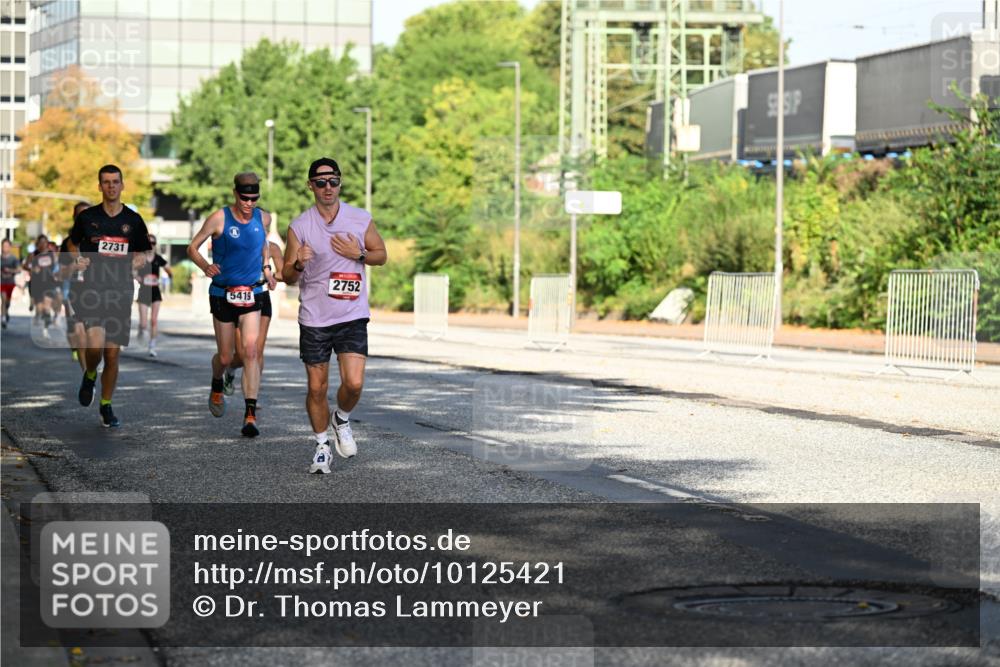 06.09.2026 - CURREX Alsterlauf Dr. Thomas Lammeyer http://msf.ph/oto/10125421 06.09.2026 09:43:22 Laufen 2731, 5419, 2752 meine-sportfotos.de