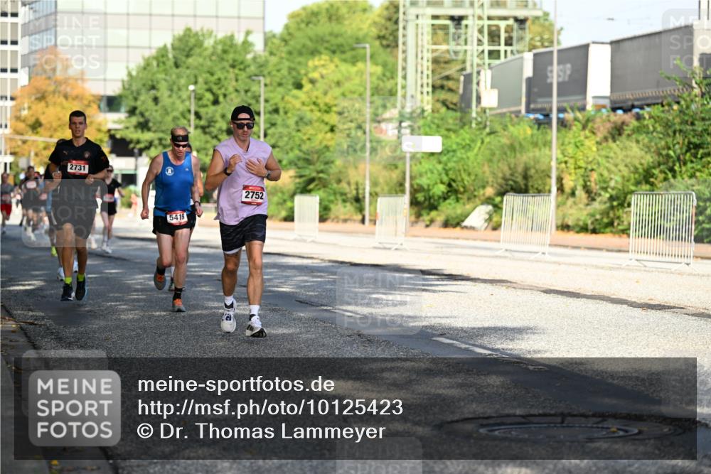 06.09.2026 - CURREX Alsterlauf Dr. Thomas Lammeyer http://msf.ph/oto/10125423 06.09.2026 09:43:22 Laufen 2731, 5419, 2752 meine-sportfotos.de