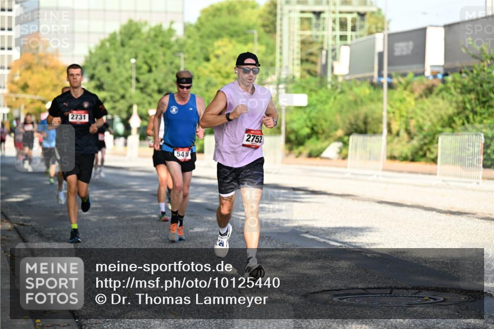06.09.2026 - CURREX Alsterlauf Dr. Thomas Lammeyer http://msf.ph/oto/10125440 06.09.2026 09:43:24 Laufen 2731, 541, 2752 meine-sportfotos.de