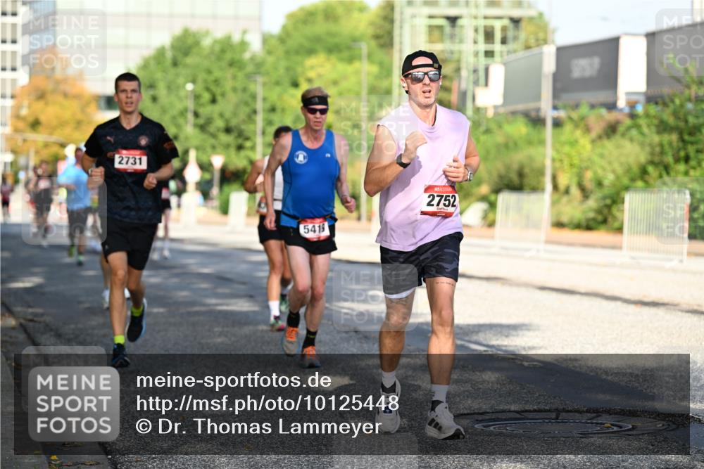 06.09.2026 - CURREX Alsterlauf Dr. Thomas Lammeyer http://msf.ph/oto/10125448 06.09.2026 09:43:24 Laufen 2731, 5419, 2752 meine-sportfotos.de