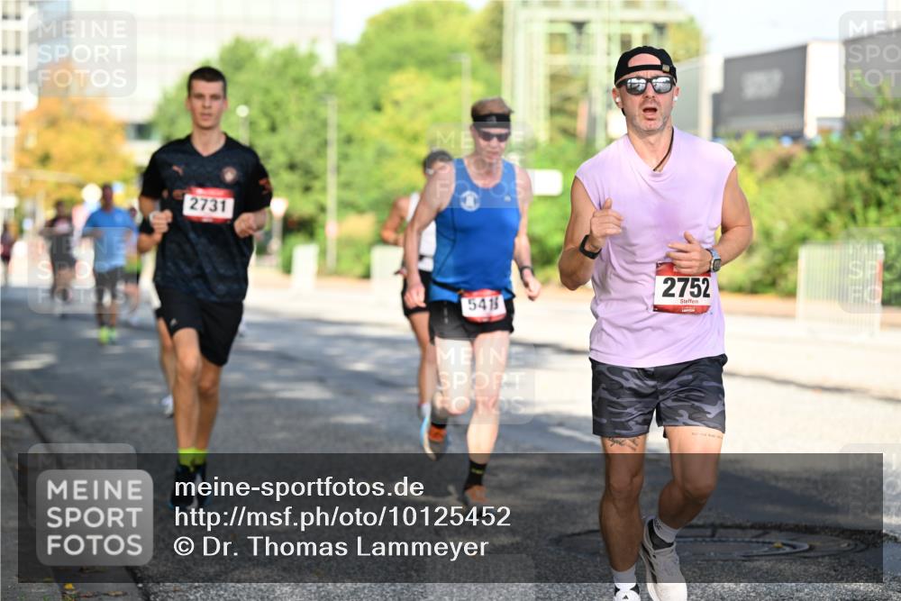 06.09.2026 - CURREX Alsterlauf Dr. Thomas Lammeyer http://msf.ph/oto/10125452 06.09.2026 09:43:25 Laufen 2731, 541, 2752 meine-sportfotos.de