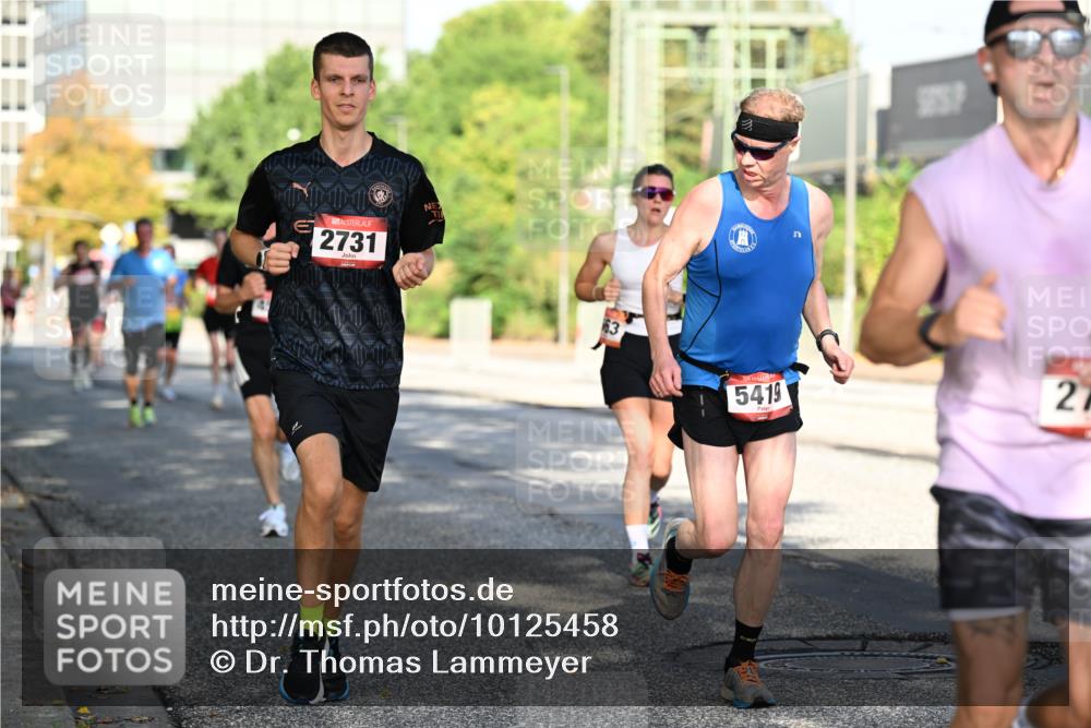 06.09.2026 - CURREX Alsterlauf Dr. Thomas Lammeyer http://msf.ph/oto/10125458 06.09.2026 09:43:26 Laufen 2731, 5419, 27 meine-sportfotos.de