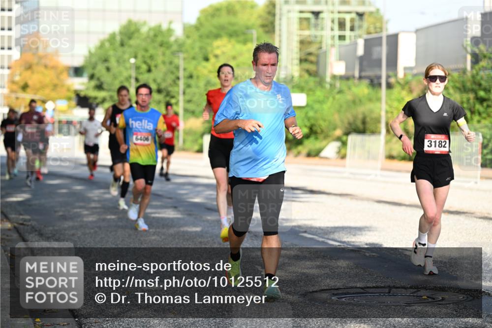 06.09.2026 - CURREX Alsterlauf Dr. Thomas Lammeyer http://msf.ph/oto/10125512 06.09.2026 09:43:31 Laufen 6406, 14, 999, 3182 meine-sportfotos.de
