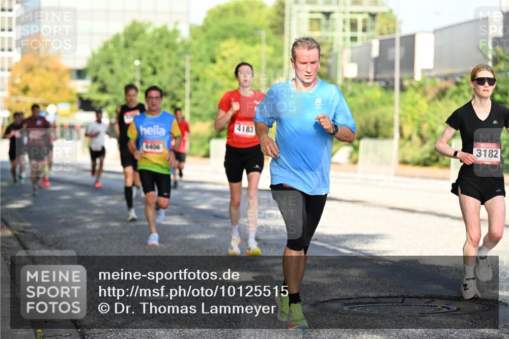 06.09.2026 - CURREX Alsterlauf Dr. Thomas Lammeyer http://msf.ph/oto/10125515 06.09.2026 09:43:31 Laufen 6406, 4183, 3182 meine-sportfotos.de