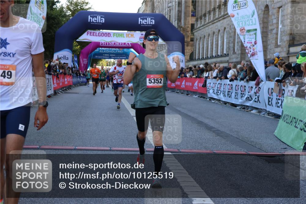 06.09.2026 - CURREX Alsterlauf Strokosch-Dieckow http://msf.ph/oto/10125519 06.09.2026 09:45:17 Ziel 2449, 2489, 3873, 4331, 5254, 5266, 5341, 5352, 5770, 5887, 5926, 6476, 8020 meine-sportfotos.de