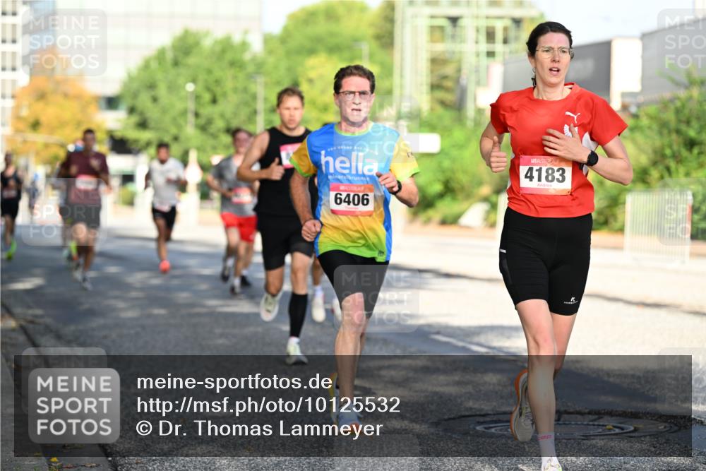 06.09.2026 - CURREX Alsterlauf Dr. Thomas Lammeyer http://msf.ph/oto/10125532 06.09.2026 09:43:33 Laufen 6406, 4183 meine-sportfotos.de