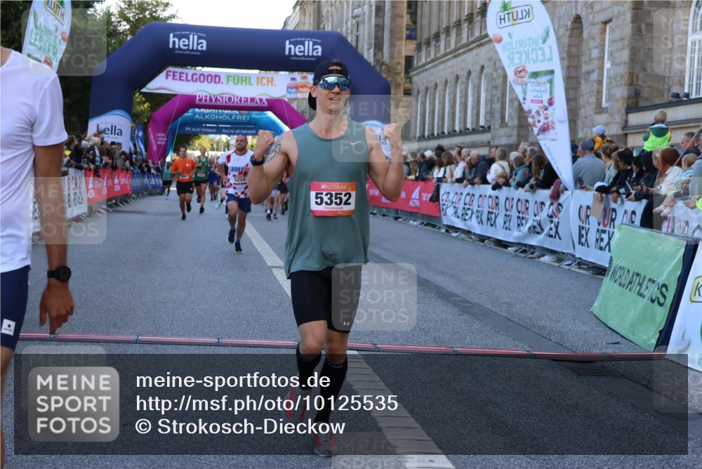 06.09.2026 - CURREX Alsterlauf Strokosch-Dieckow http://msf.ph/oto/10125535 06.09.2026 09:45:18 Ziel 2449, 2489, 2498, 3211, 4331, 5254, 5266, 5352, 5887, 5926, 6476, 8020 meine-sportfotos.de