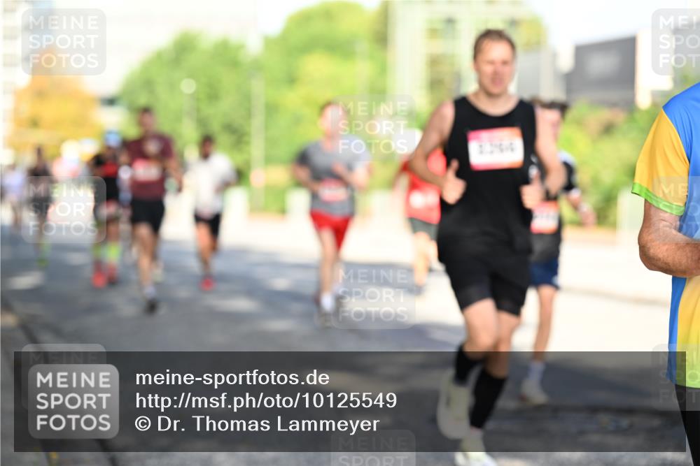 06.09.2026 - CURREX Alsterlauf Dr. Thomas Lammeyer http://msf.ph/oto/10125549 06.09.2026 09:43:35 Laufen  meine-sportfotos.de