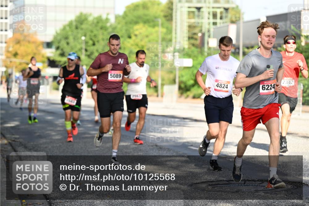 06.09.2026 - CURREX Alsterlauf Dr. Thomas Lammeyer http://msf.ph/oto/10125568 06.09.2026 09:43:36 Laufen 675, 4824, 6224, 2342, 5089 meine-sportfotos.de