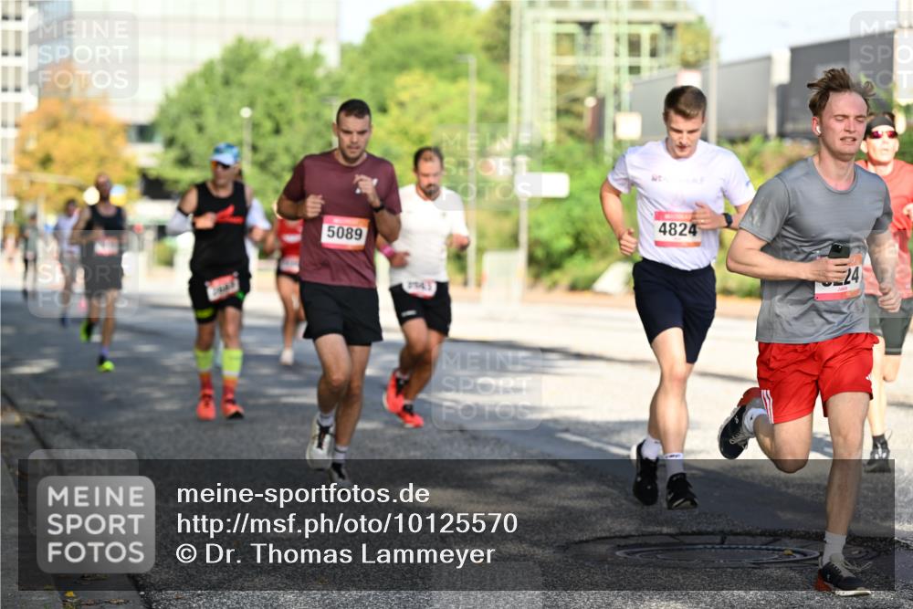 06.09.2026 - CURREX Alsterlauf Dr. Thomas Lammeyer http://msf.ph/oto/10125570 06.09.2026 09:43:37 Laufen 5089, 4824, 24 meine-sportfotos.de
