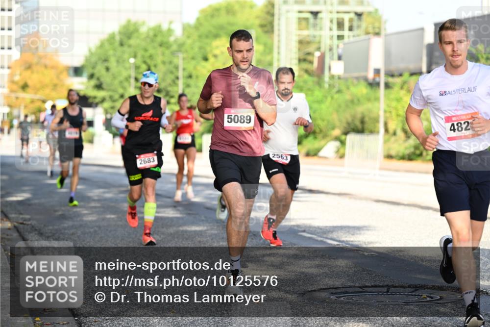 06.09.2026 - CURREX Alsterlauf Dr. Thomas Lammeyer http://msf.ph/oto/10125576 06.09.2026 09:43:37 Laufen 2683, 5089, 2563, 482 meine-sportfotos.de