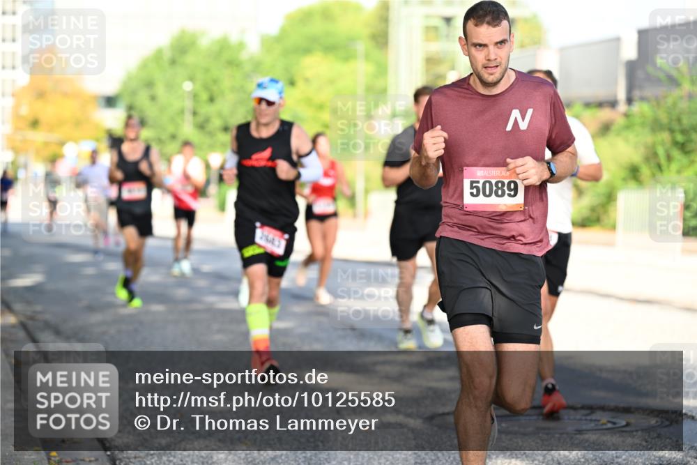 06.09.2026 - CURREX Alsterlauf Dr. Thomas Lammeyer http://msf.ph/oto/10125585 06.09.2026 09:43:38 Laufen 11, 11, 5089 meine-sportfotos.de