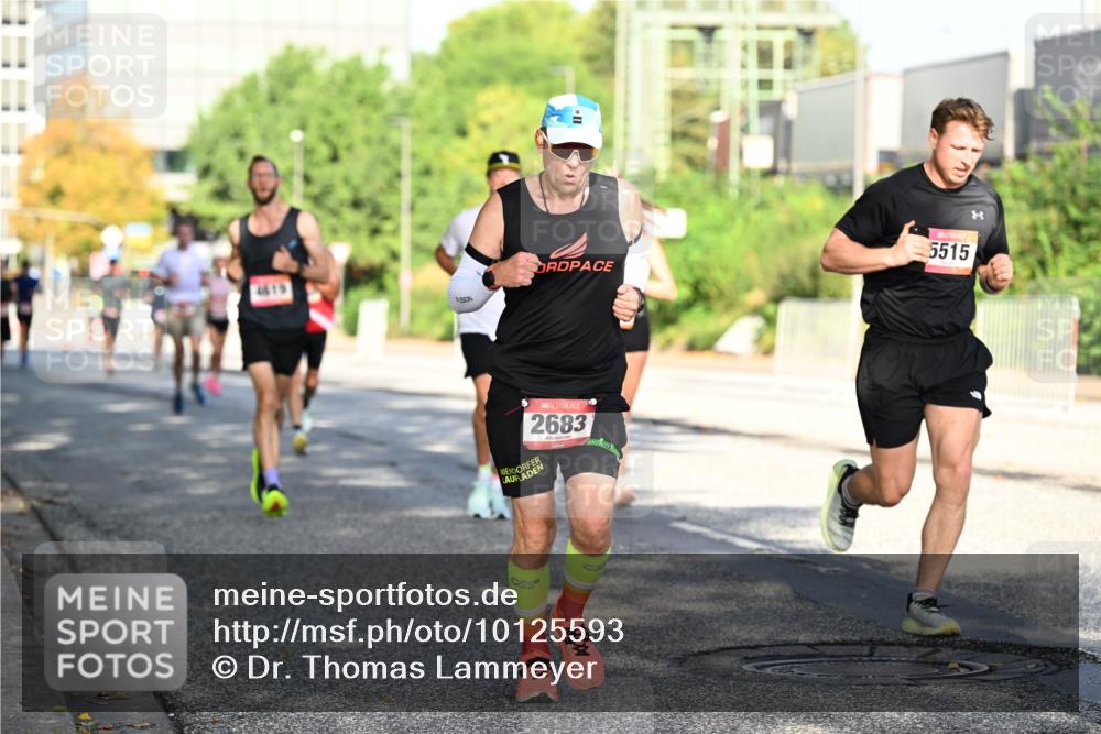 06.09.2026 - CURREX Alsterlauf Dr. Thomas Lammeyer http://msf.ph/oto/10125593 06.09.2026 09:43:39 Laufen 4619, 5515, 2683, 1 meine-sportfotos.de